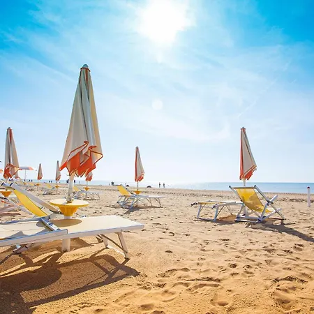 Newly Constructed With Shared Pool * Bibione