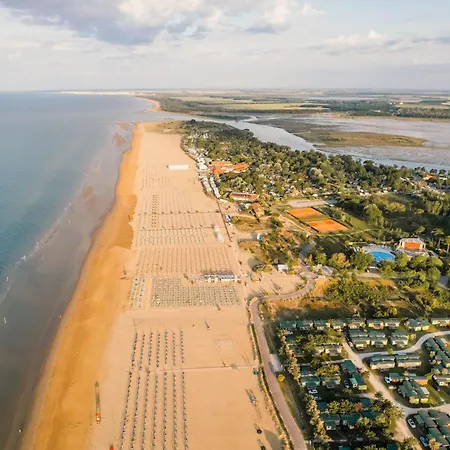 Newly Constructed With Shared Pool Bibione
